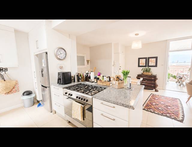 4 BEDROOM APARTMENT FOR SALE IN ESSENWOOD